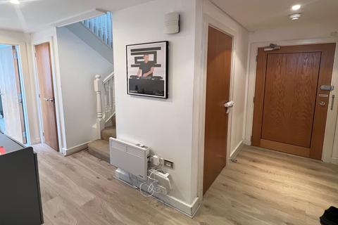 2 bedroom apartment to rent, Heritage Court, Birmingham, B18