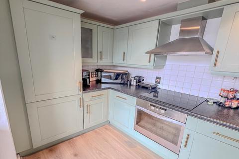 2 bedroom apartment to rent, Heritage Court, Birmingham, B18