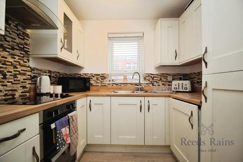 2 bedroom apartment for sale, Princes Gardens, Liverpool L3
