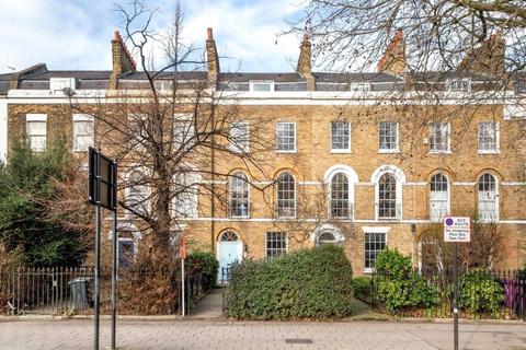 1 bedroom flat for sale, Mile End Road, Bow, London, E3