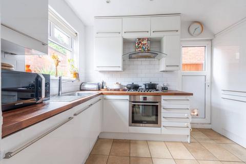undefined, Crewys Road, Nunhead, London, SE15