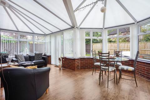 4 bedroom detached house for sale, Wike Ridge Avenue, Leeds