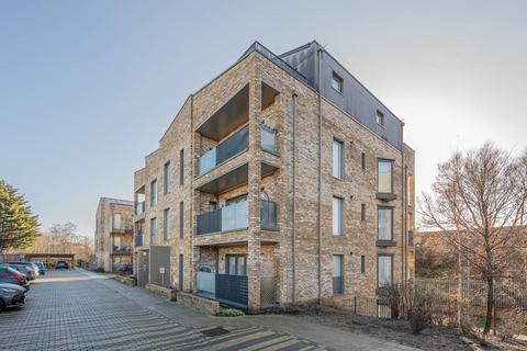 undefined, Breakspear Gardens, Colliers Wood, LONDON, SW19
