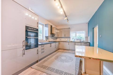 5 bedroom detached house to rent, Mount Pleasant Road, Willesden Green, London, NW10