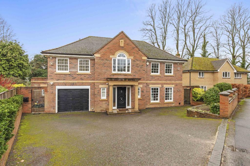 12 Chilterns Park, SL8 5 LB (LOW RES)-24