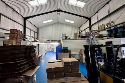 Warehouse to rent, 16 Menmarsh Rd Worminghall HP18 9PH