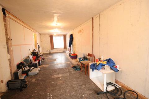 3 bedroom terraced house for sale, Dengayne, Basildon, Essex, SS14
