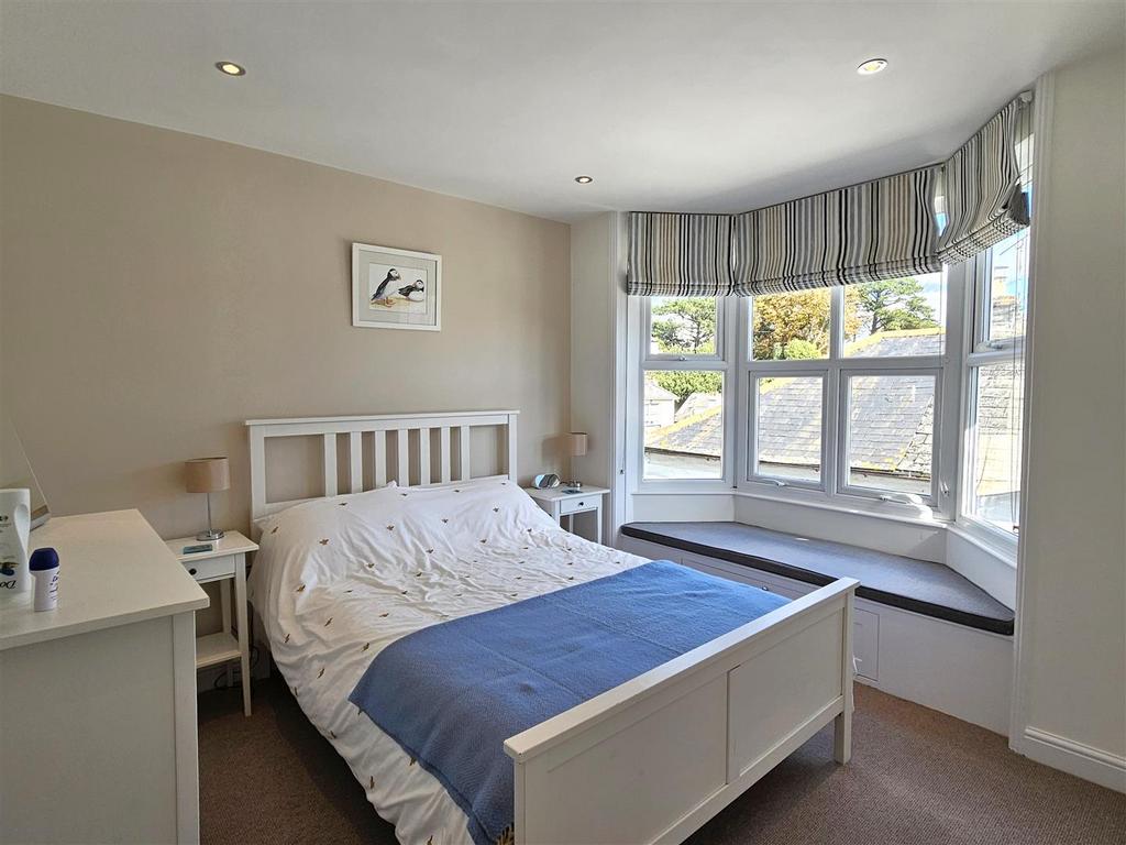 Bedroom.jpg