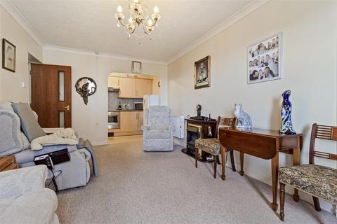2 bedroom retirement property for sale, Gratwicke Road, Worthing