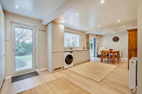 4 bedroom detached house for sale, Bullfinch Close, Oakham, Rutland