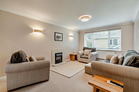 4 bedroom detached house for sale, Bullfinch Close, Oakham, Rutland