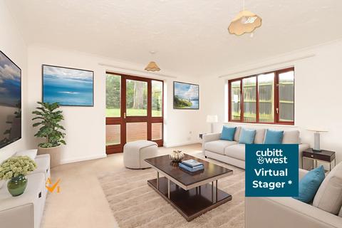 2 bedroom ground floor flat for sale, St. Anne's Mount, Redhill, Surrey