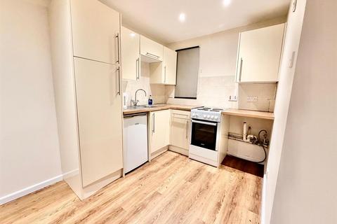 undefined, Avonbank Close, Redditch