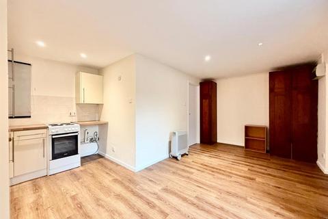 undefined, Avonbank Close, Redditch