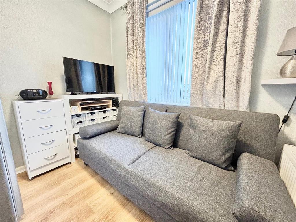 Family Room.jpg
