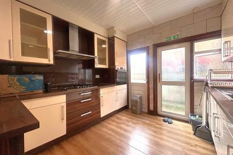 4 bedroom terraced house to rent, Locket Road, Harrow HA3