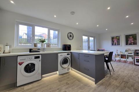 3 bedroom semi-detached house for sale, Pridham Place, Bideford