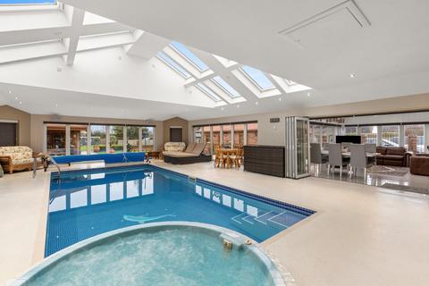6 bedroom detached house for sale, Maldon Road, Maldon CM9