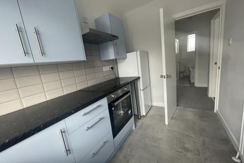 undefined, Ryefield Ave, Hillingdon, UB10