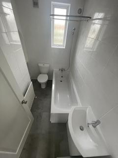 undefined, Ryefield Ave, Hillingdon, UB10