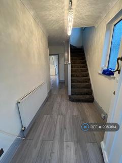 3 bedroom semi-detached house to rent, Birchen Grove, London, NW9