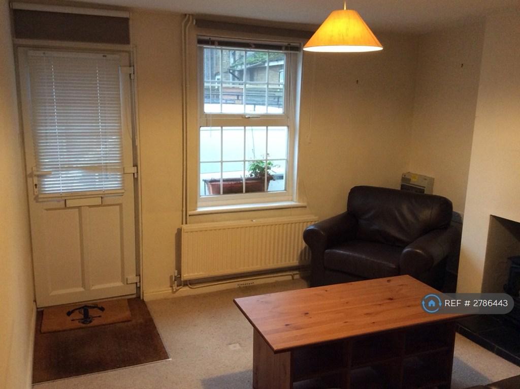 The Lounge