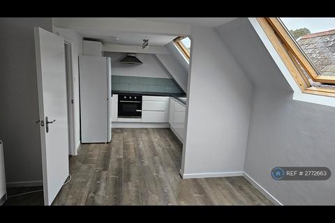 2 bedroom flat to rent, Fore Street, Exeter, EX4