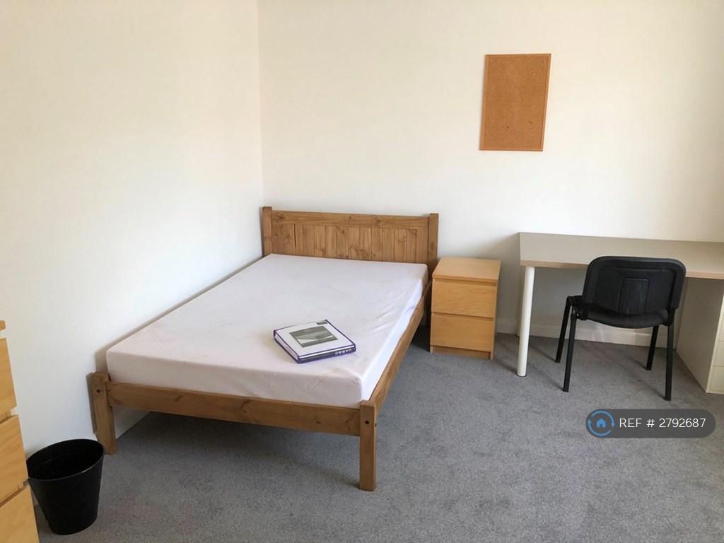 Bedroom 1 - Double