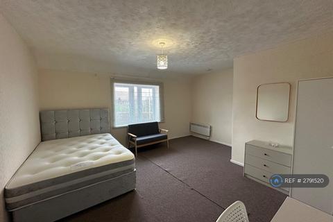 undefined, University Area Available Now, Reading, RG6