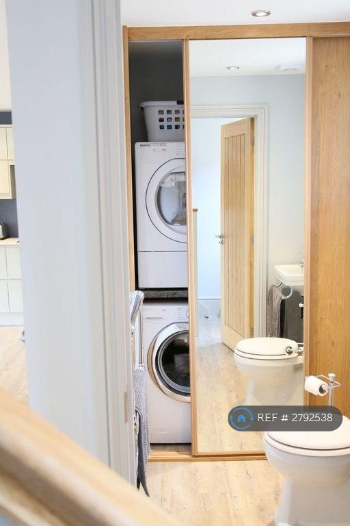 Downstairs Wc / Utility