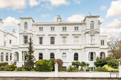 undefined, Portland Terrace, Richmond TW9
