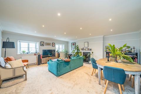 undefined, Portland Terrace, Richmond TW9