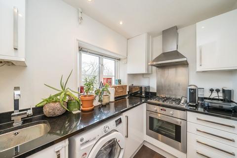undefined, Portland Terrace, Richmond TW9