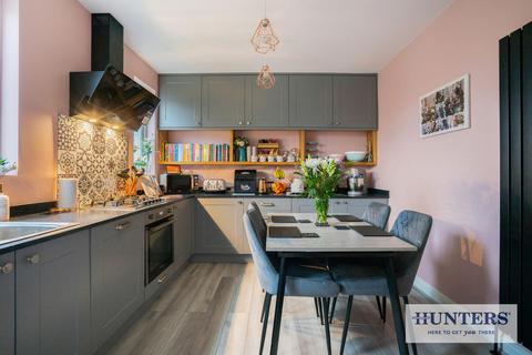 2 bedroom semi-detached house for sale, Apperley Gardens, Apperley Bridge