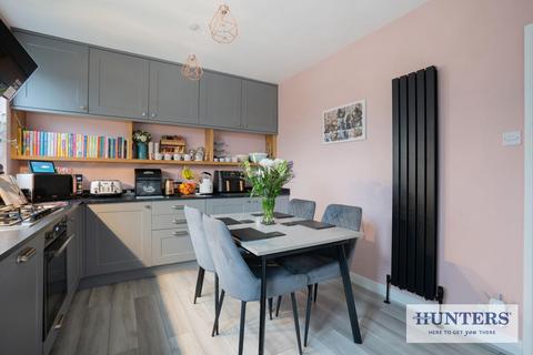 2 bedroom semi-detached house for sale, Apperley Gardens, Apperley Bridge
