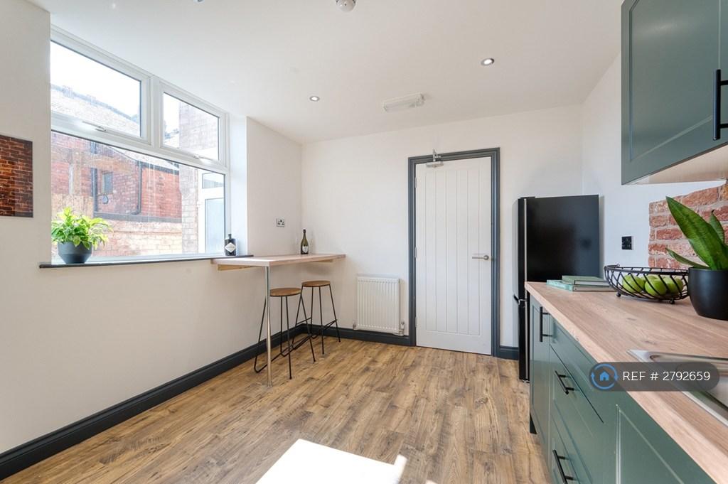 Communal Kitchen