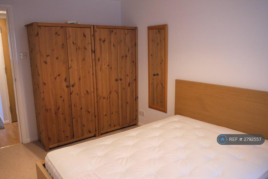 Bedroom With Wardrobe