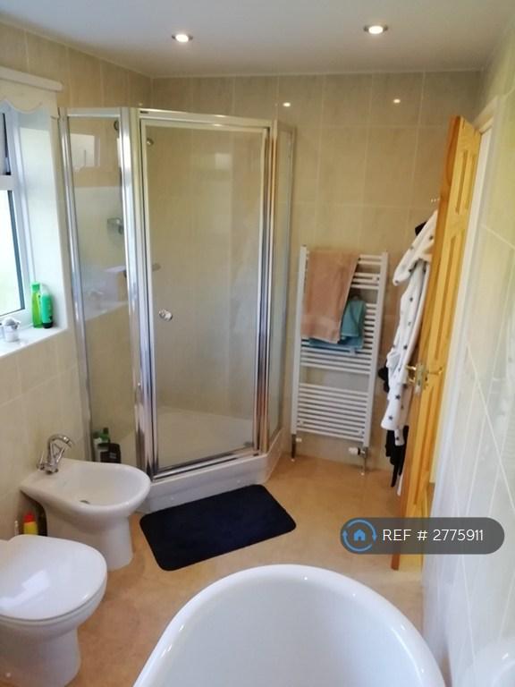 Ensuite Bathroom