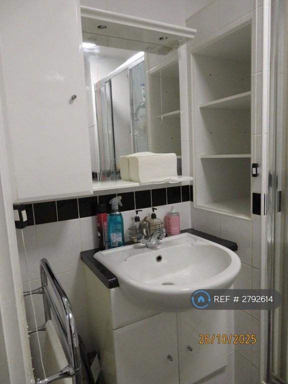 Bathroom/ Wc