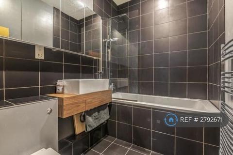 2 bedroom flat to rent, Rotherhithe Street, London, SE16