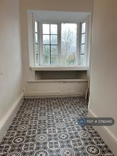2 bedroom flat to rent, Glenavon House, Kings Norton, Birmingham, B38