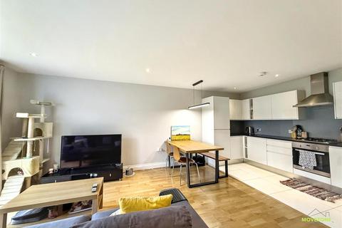 2 bedroom house to rent, Nicholls Mews, London, SW16