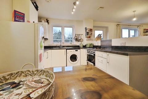 undefined, Greenfield Avenue, Ickleford