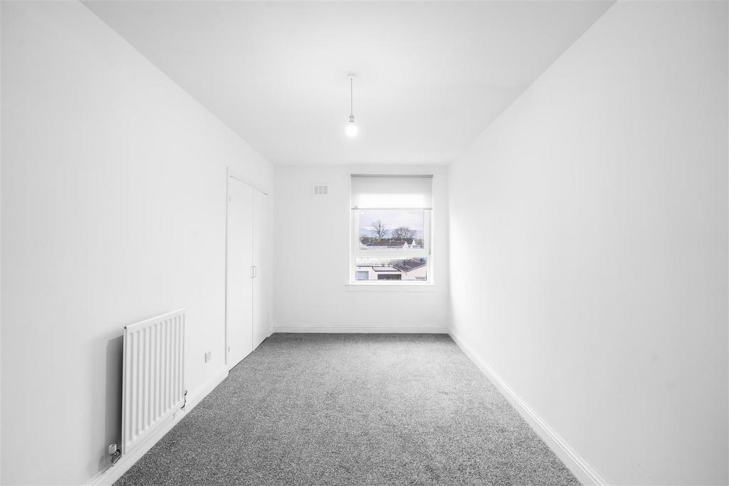 Bedroom.one.v2.jpg