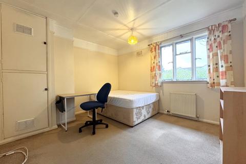 undefined, Kempson Crescent, Oxford, Oxfordshire, OX4