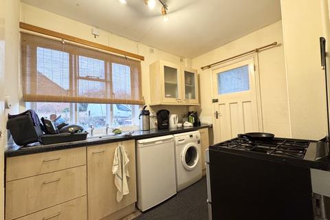 undefined, Kempson Crescent, Oxford, Oxfordshire, OX4