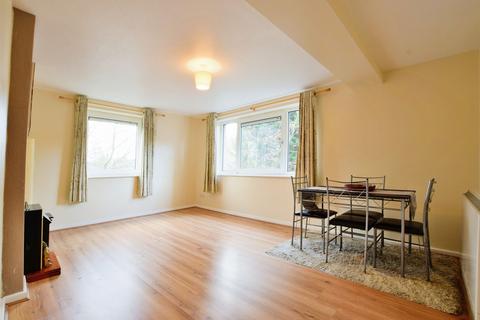 1 bedroom flat to rent, Tilehurst Court, Kersal Way, Salford, M7