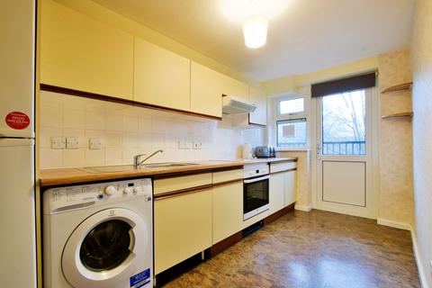 1 bedroom flat to rent, Tilehurst Court, Kersal Way, Salford, M7