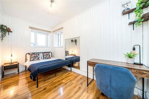 undefined, Blackwall Lane, London SE10