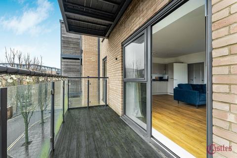 undefined, Bellevalia Court, E5
